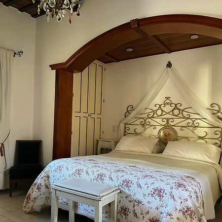 Hotel Draghi San Antonio de Areco Exterior photo